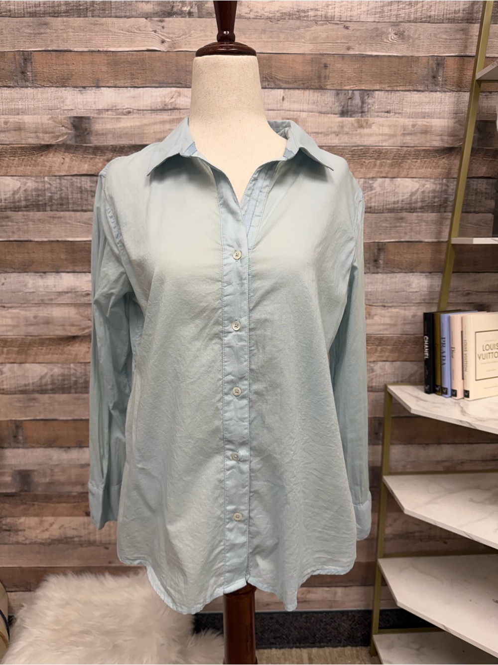 Nic+Zoe light blue button down shirt XS